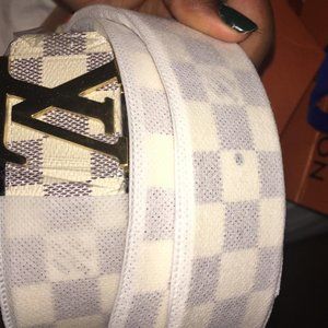 LOUIS VUITTON BELT